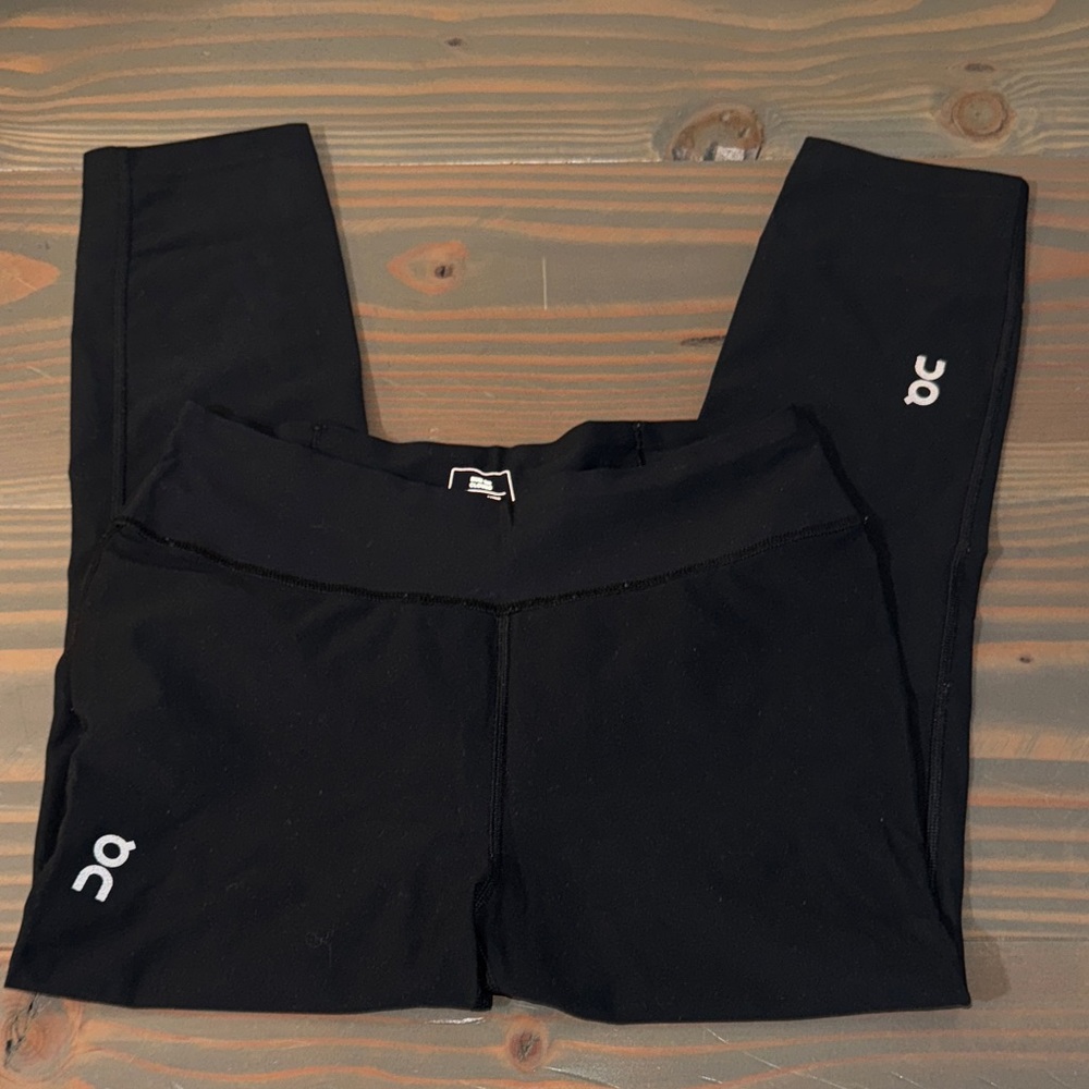 On Running Black Leggings